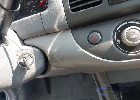 2005 Toyota Camry Le/Se/Std/Xle z USA, uszkodzony, nr VIN 4T1BE32K95U089962